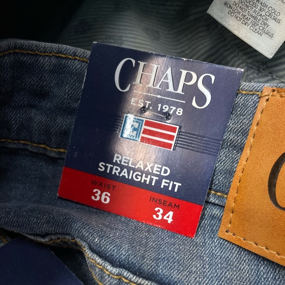Men’s New With Tags Chaps Relaxed Straight Fit Jeans Size 36/34 - Picture 3 of 3